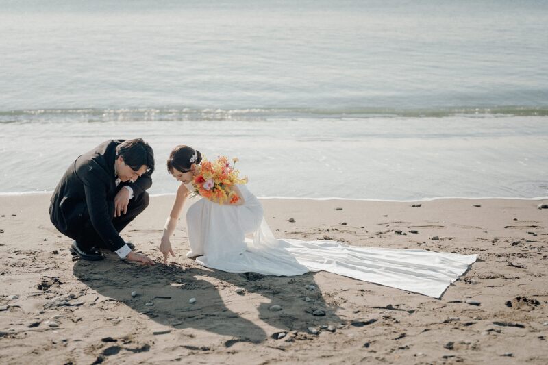 砂浜にカキカキ♪
