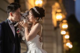 和装から洋装で丸の内へ。ワンちゃんも一緒に♪