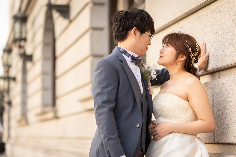 明治生命館前で♡