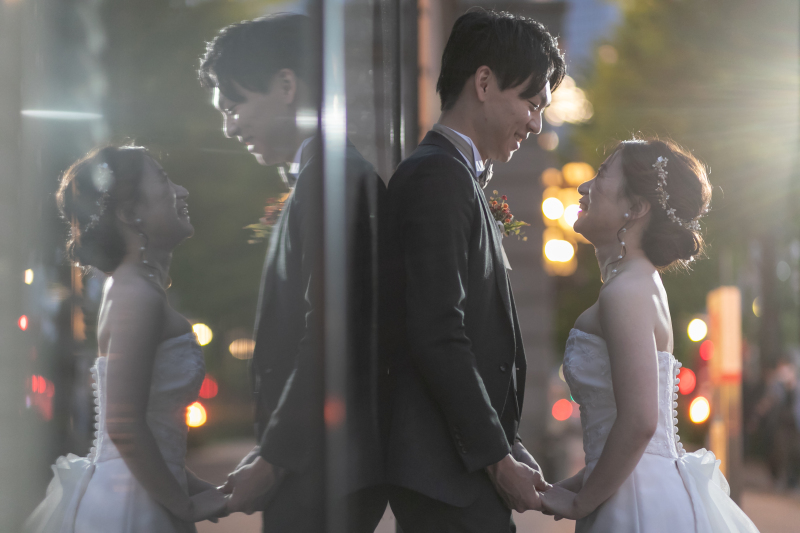 ガラスに映るお二人♡