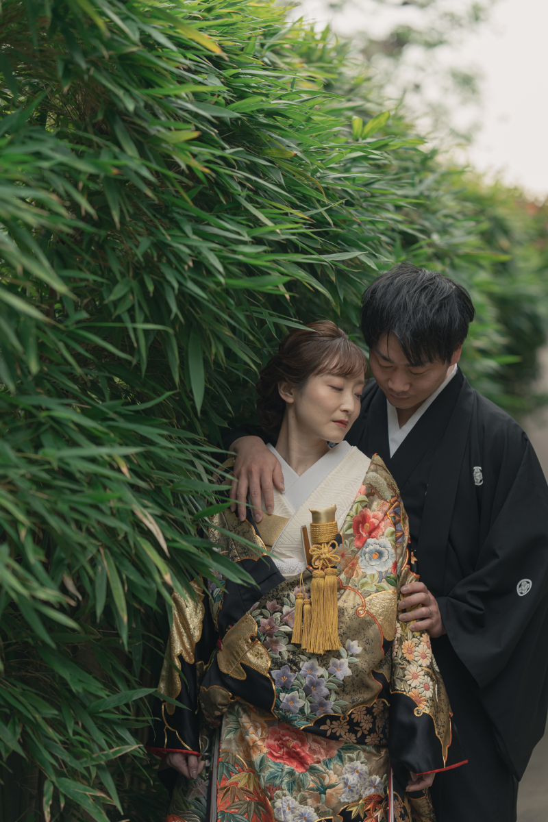 和装で日本庭園ロケ
