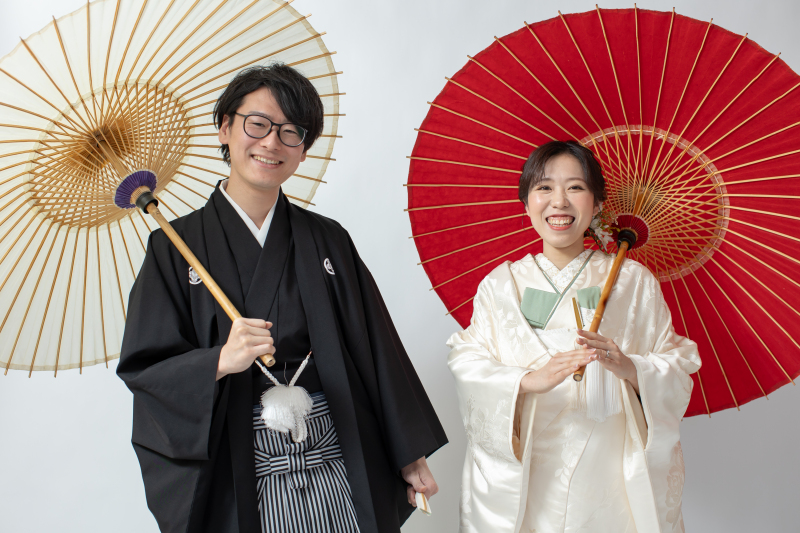 まずは白無垢でスタジオ撮影