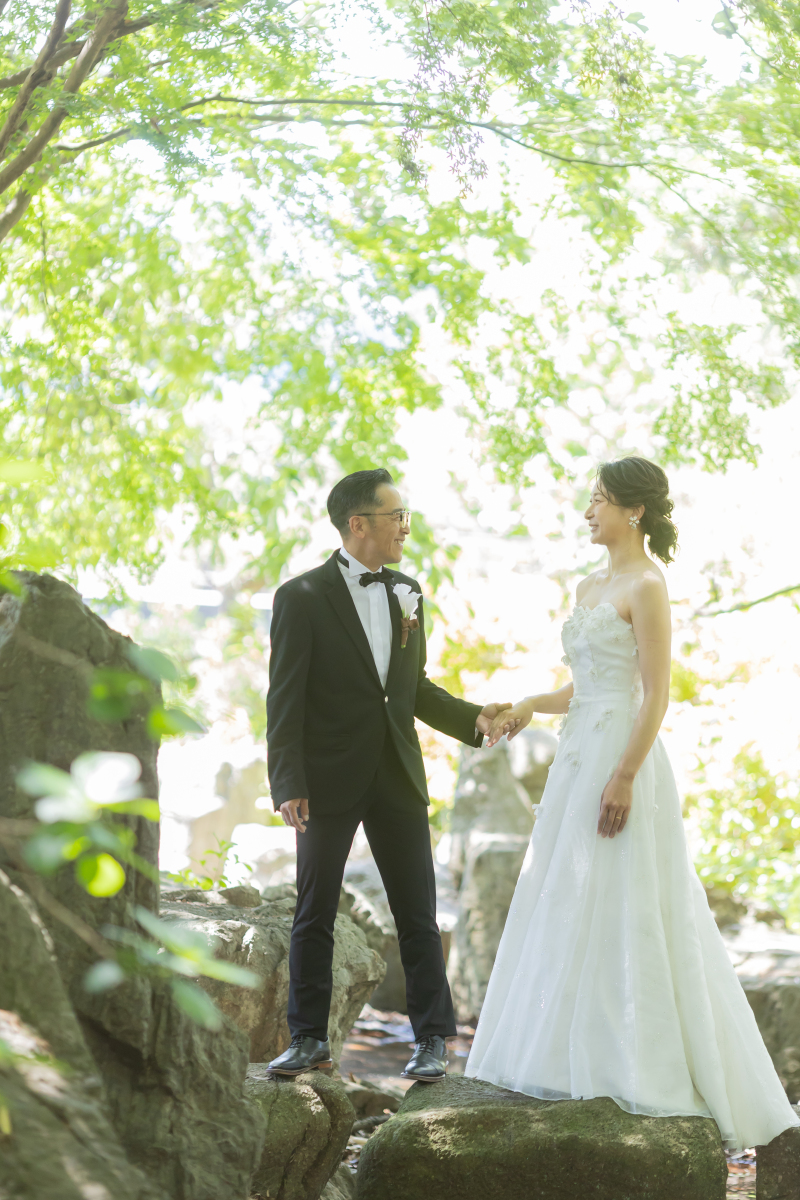 木漏れ日を浴びて