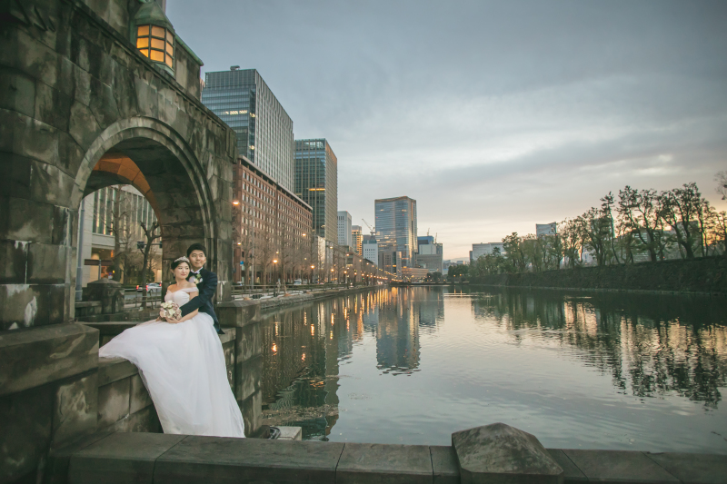 ヴィンテージ感ある和田倉門での一枚