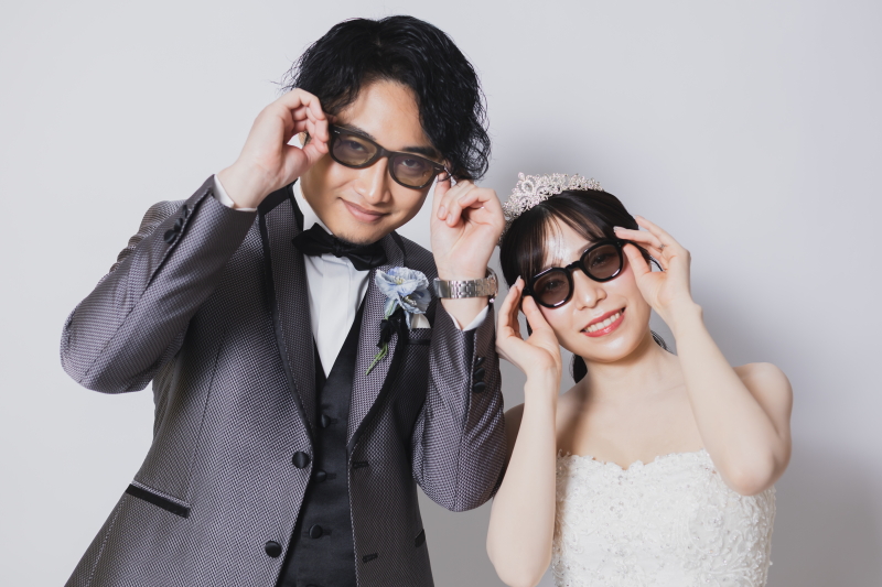 サングラスをかけてみたり！