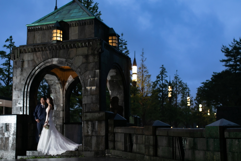 和田倉門でクールに♪