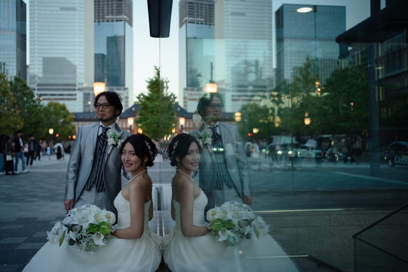 ショーウィンドウの反射をお洒落に