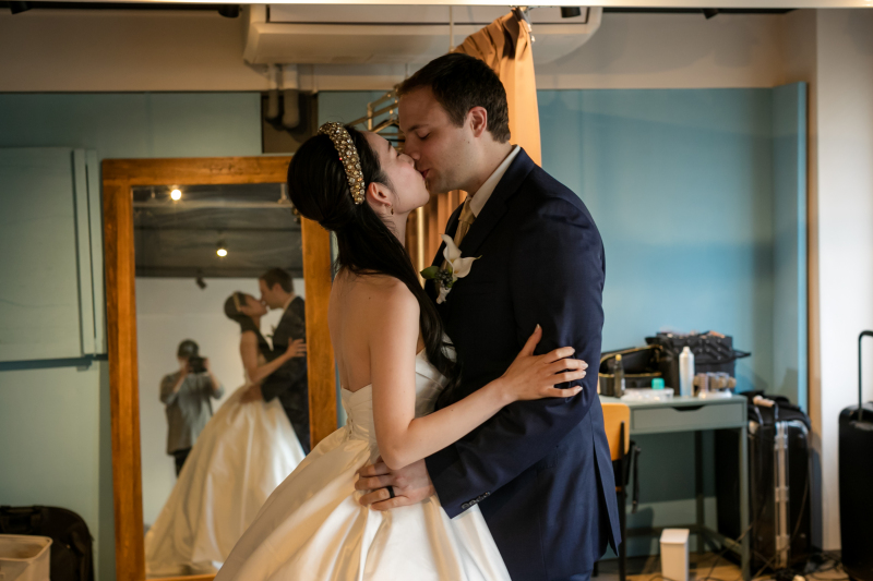 スタジオでのラブラブオフショット♡