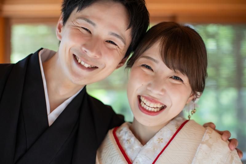 グッと近づいて素敵な笑顔に