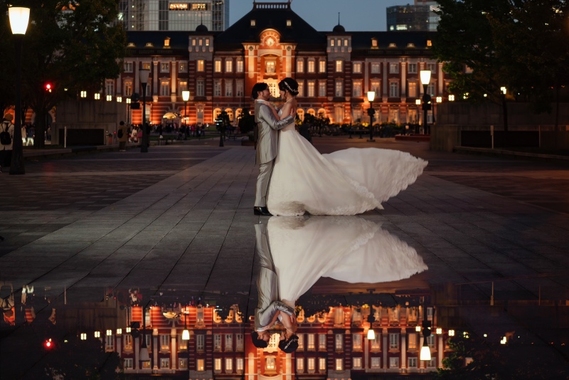 東京駅前リフレクションショット