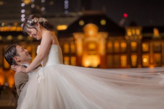 ふんわりドレスで東京丸の内