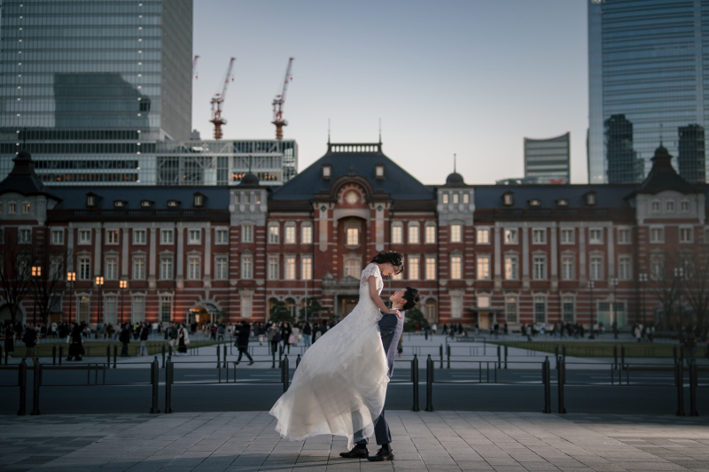 東京駅前でお姫様のように♡