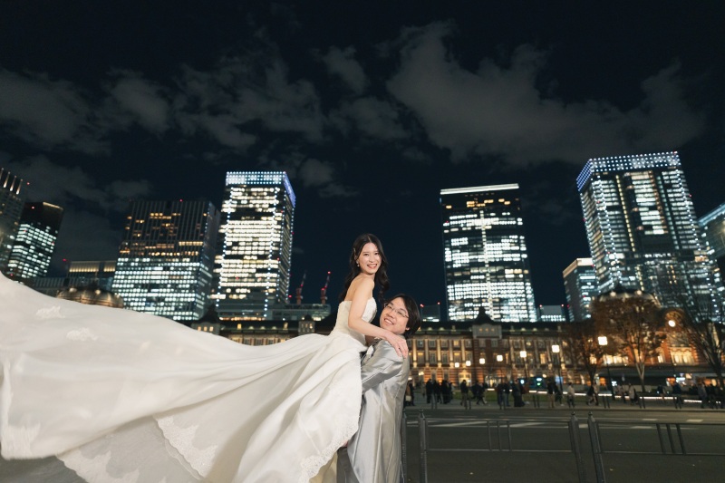 ドレスが靡くショット♡