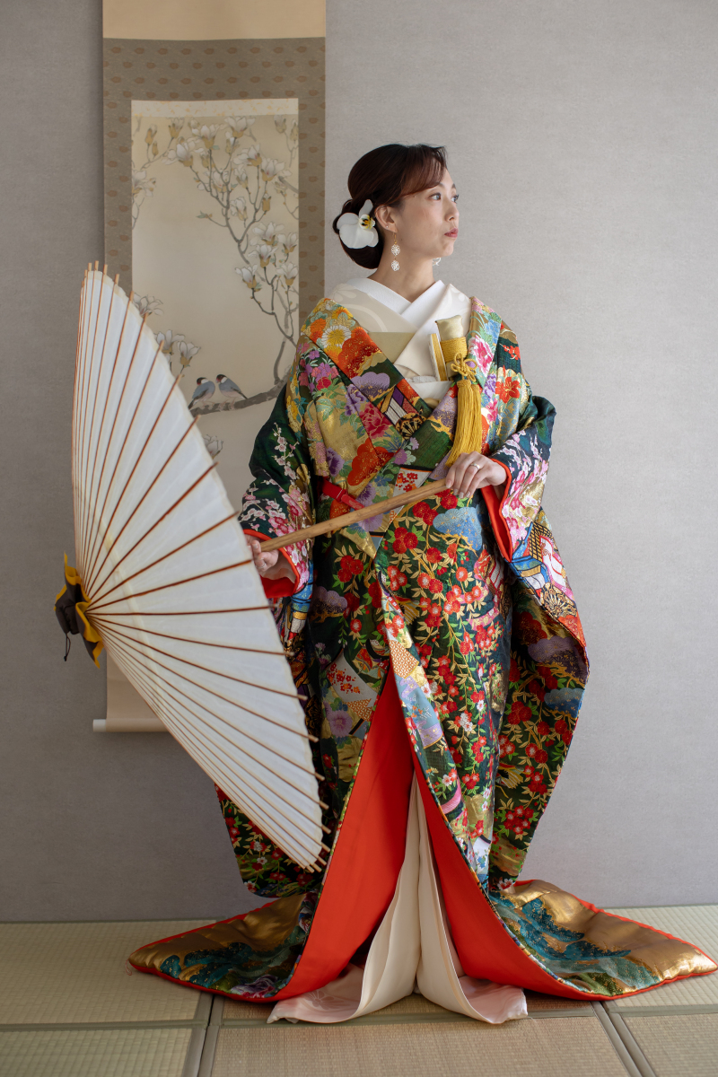 色打掛もソロショットで