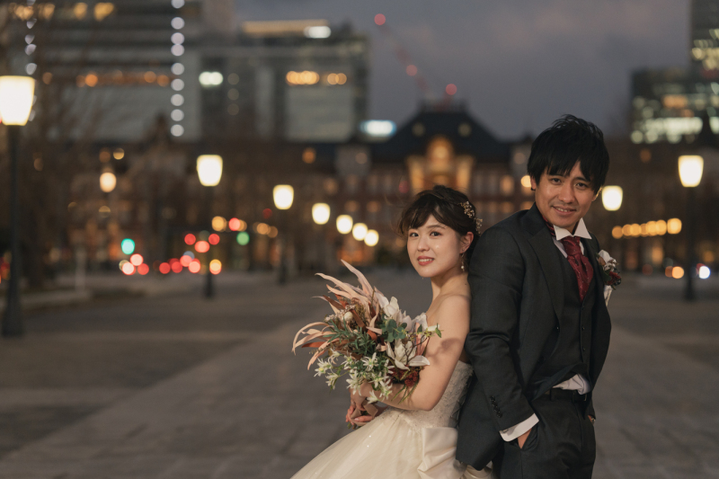 背中合わせの可愛いポージング♡