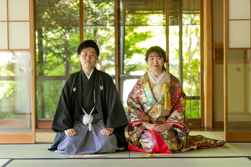 日本庭園の和室にて