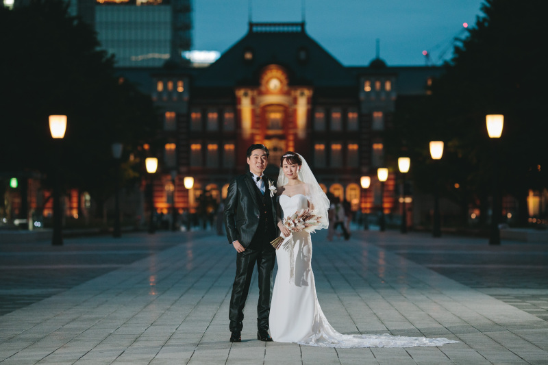 ブルーの空と東京駅