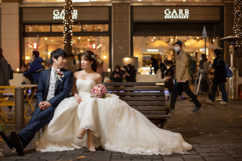 街並みを活かしたスタイリッシュなシーン