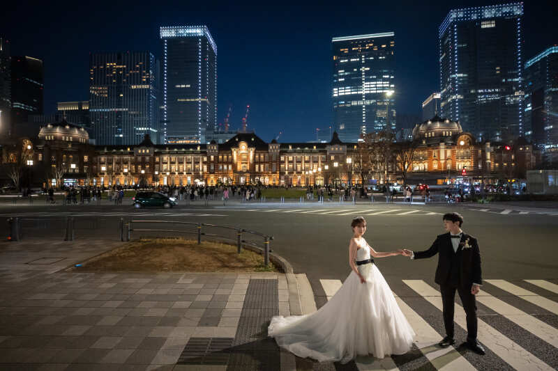 オシャレに回る東京丸の内撮影