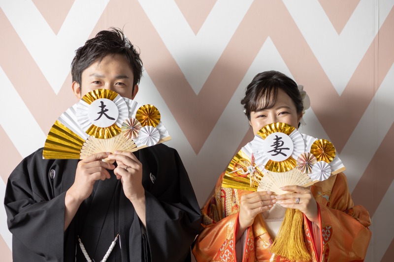 可愛い扇子からちらり！