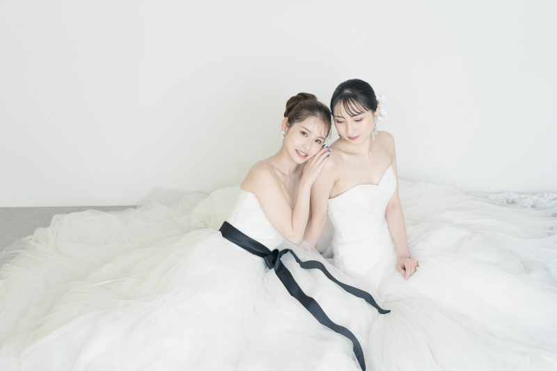 撮影前に衣裳合わせ！サイズ調整ももちろん行います！