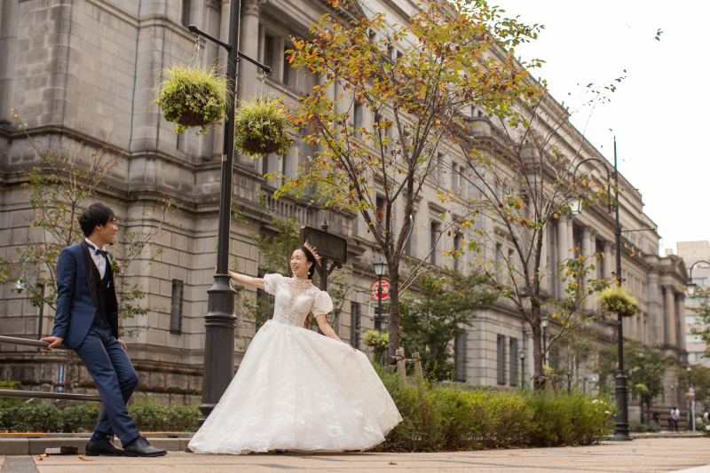 【Photorait限定】日本橋周遊+スタジオ撮影｜２着目ドレス無料｜美肌痩身補正《土日追加料金無料》雨天保証付