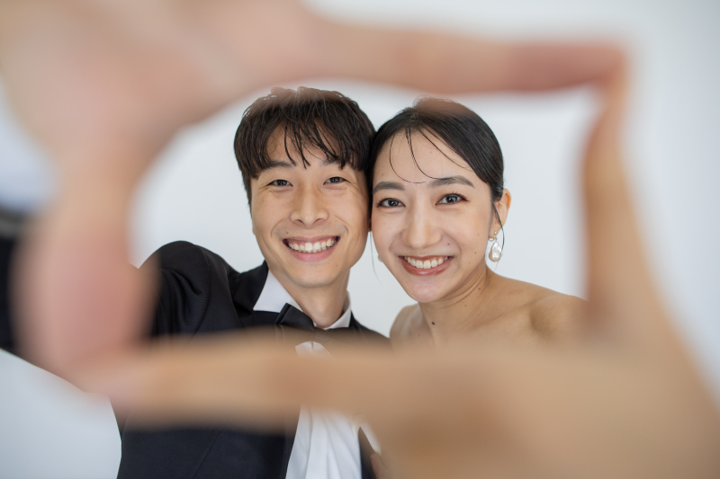 《ドレス追加料金なし》8月限定！東京駅＆丸の内｜特典スタジオ撮影＆2着目ドレス★ウエディングドレスもカラードレスも選び放題★