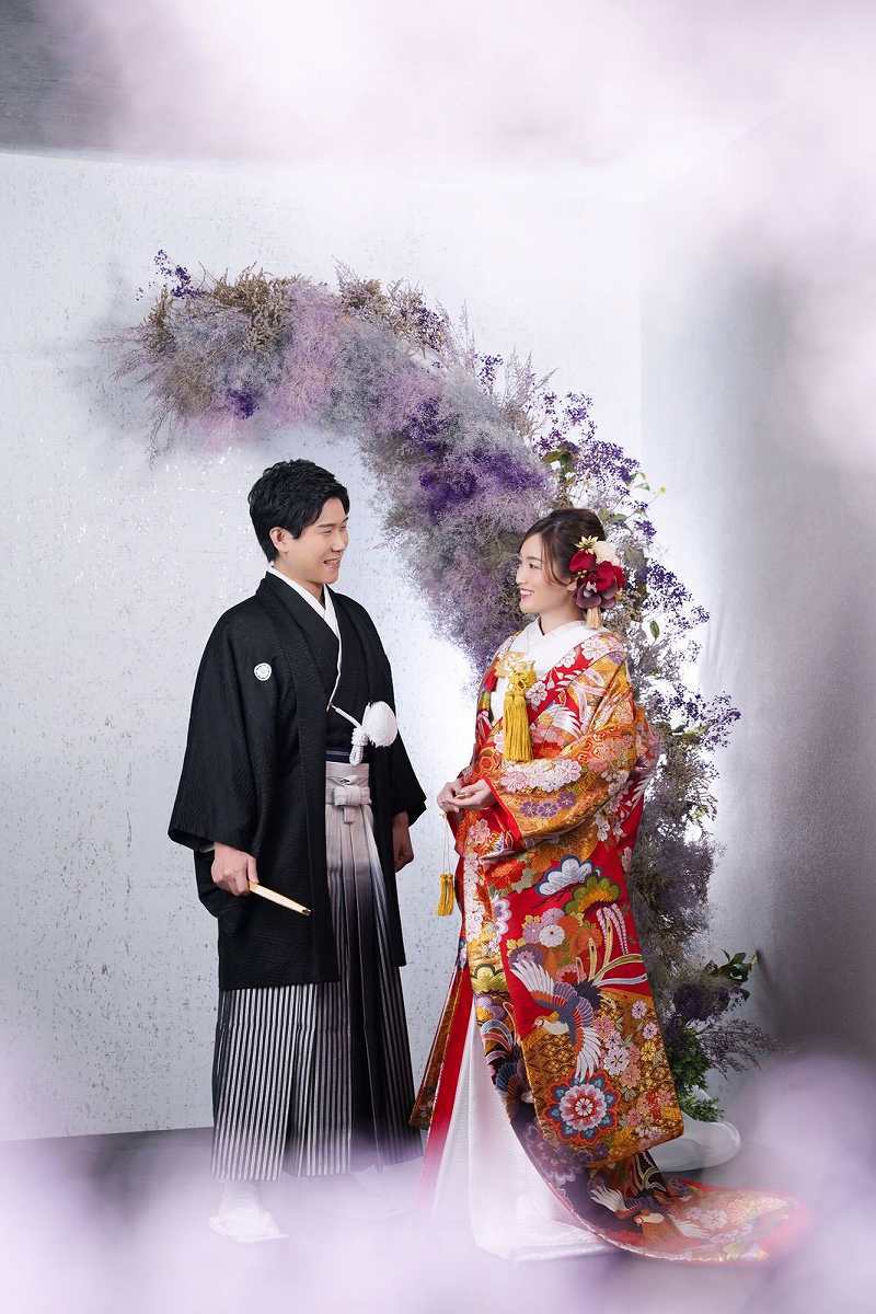 鮮やかな和装を着こなして