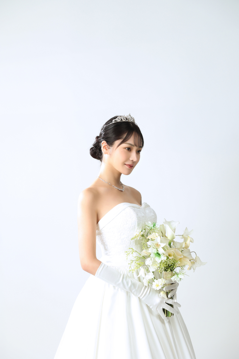 引き立たせる「白」