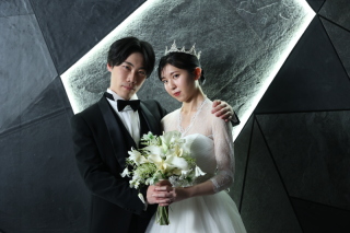 上品なウェディングスタイルで、二人の未来を祝福。幸せなひとときを永遠の記念に。