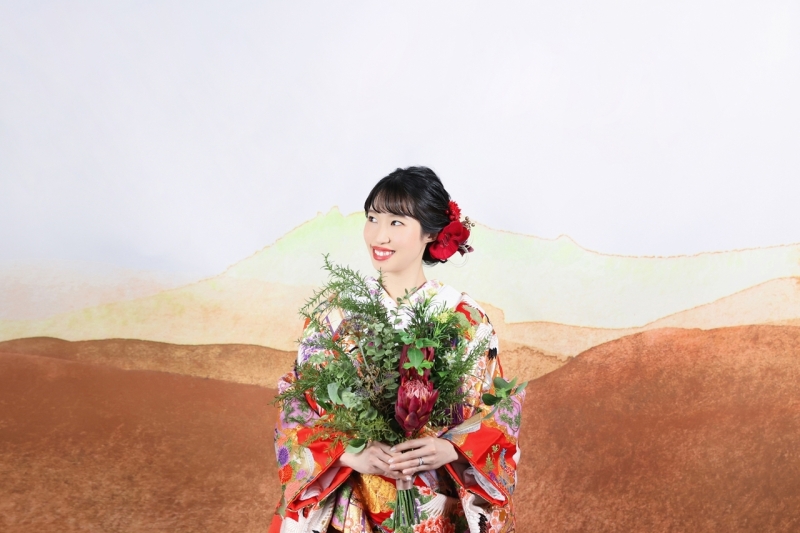 ブーケも色打掛に合わせて♪