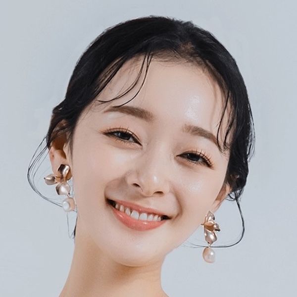 ヘアメイクの技術 写真2 after