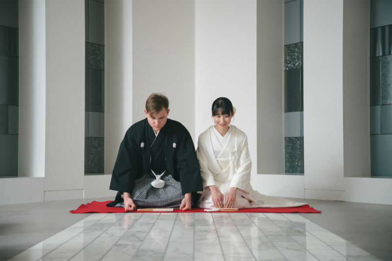 ナイトチャペルの光が幻想的な雰囲気