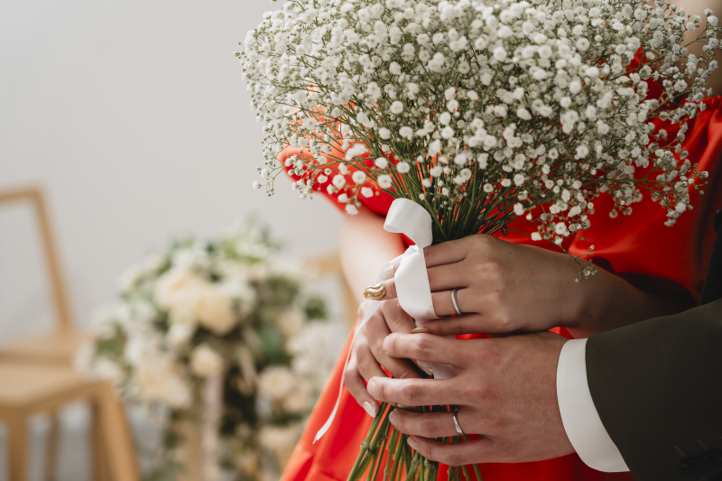 何のドレスにも合うカスミソウブーケ♡