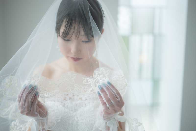 神秘的なマリアベールがとってもお似合いですね＾＾