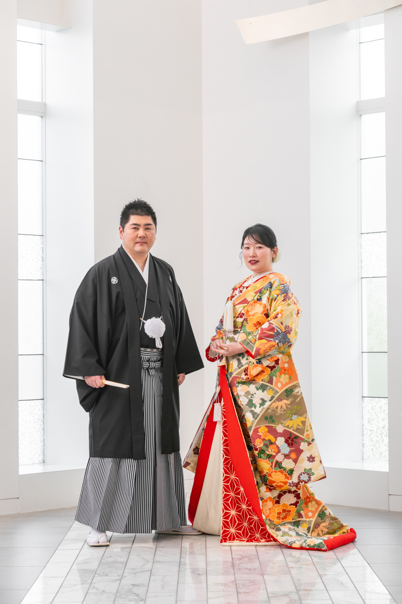 和装がお似合いなお二人です♪