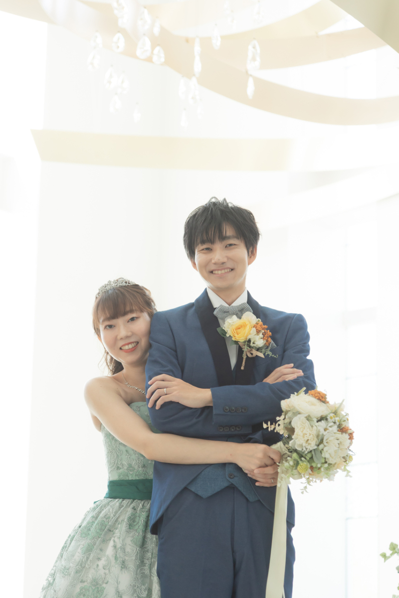 最後は新婦様からのバックハグ♡