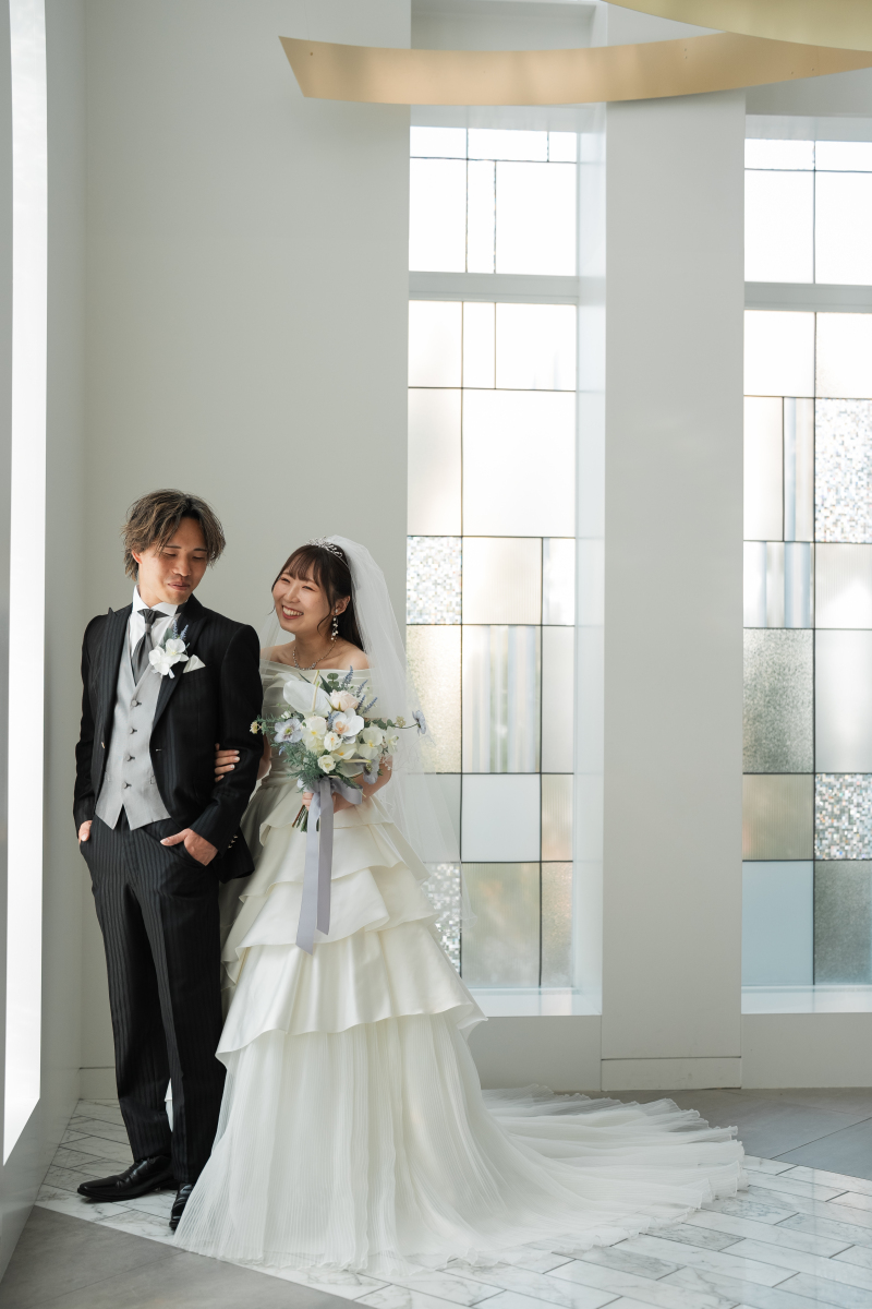 新郎様はブラックのタキシード!