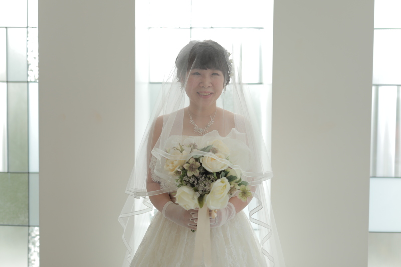 ショートヘアの花嫁様はご参考に