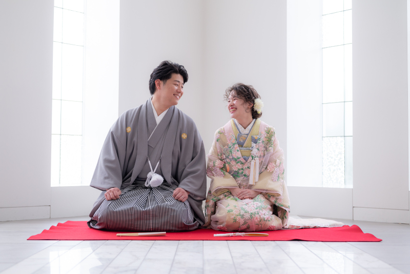 正座での仲良しショット