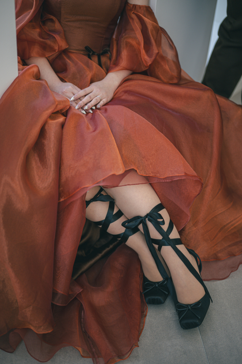 とってもおしゃれな編み上げブラックシューズ