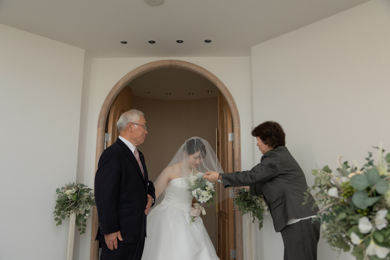 ベールダウンでご入場!