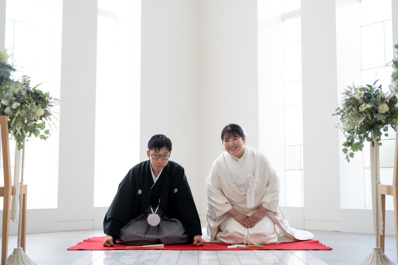 ①【毛氈(もうせん)】