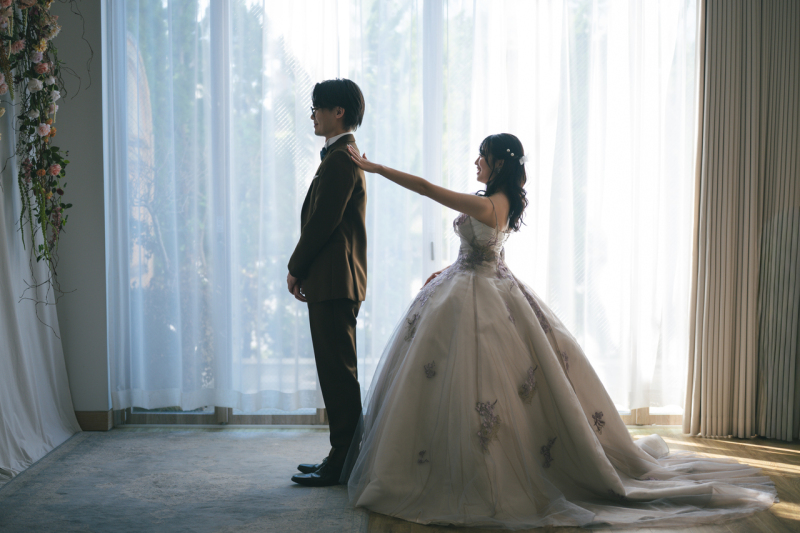 オーバーカラードレスへチェンジ