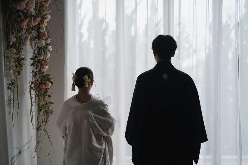 決意を感じる後ろ姿