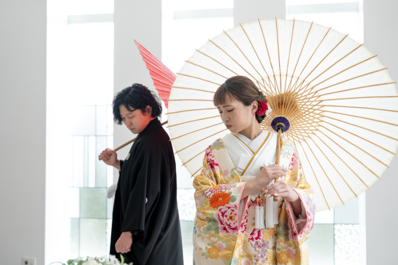 凛とした色打掛で