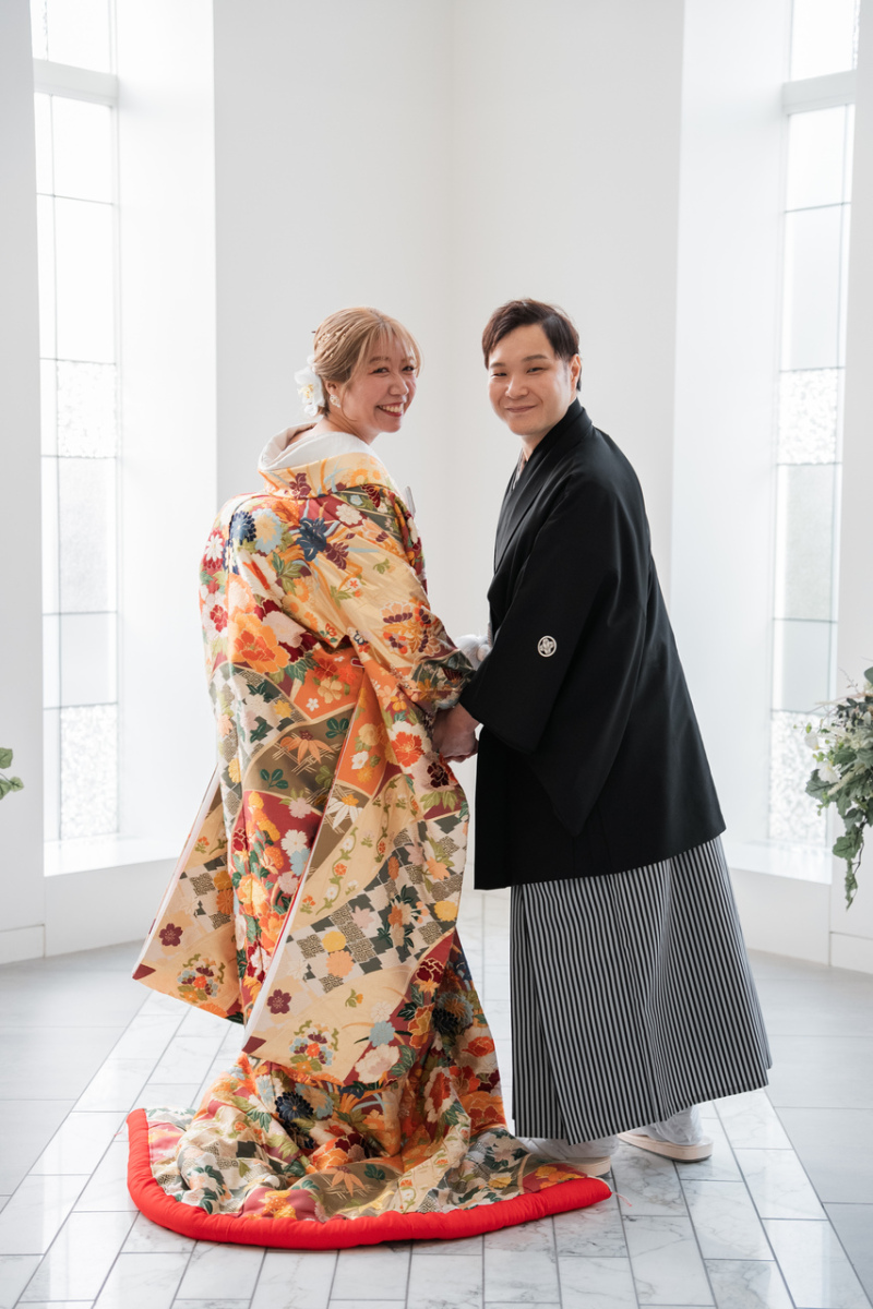 最後はお二人の全身振り向きショット