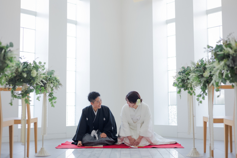 仲良く顔を見合わせながら・・・