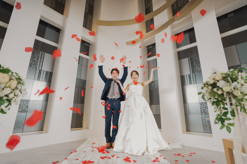 フラワーシャワーで華やかに！！