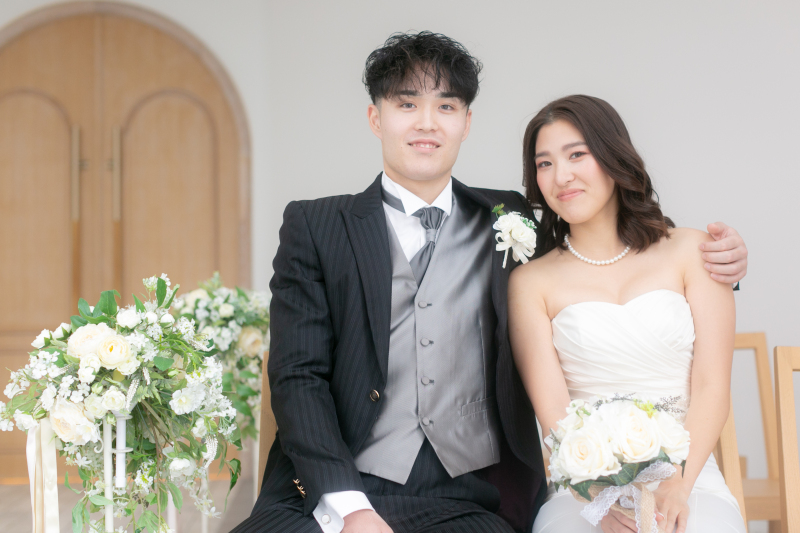 座りながらのワンポーズ！